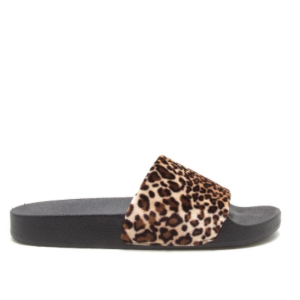 !! SIZE 5 LEFT !! Leopard Slides - Picture 2 of 5